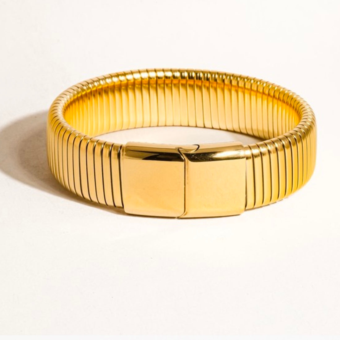 Kary Bold Bangle